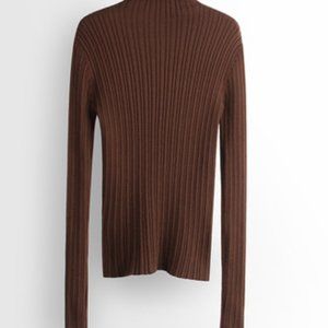 Round collar semi-high collar sleeve